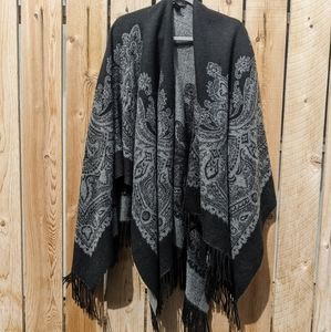Patterned Shawl
